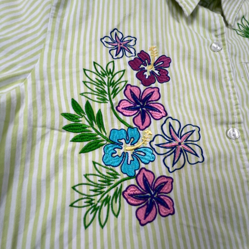 Country Store Button Down Shirt Womens XL Green Striped Floral Embroidered Top - Picture 9 of 14